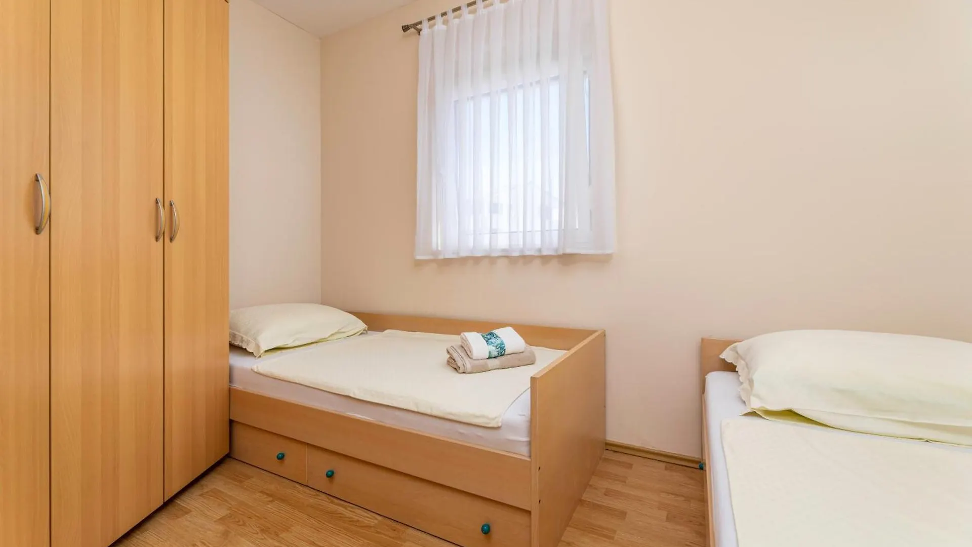 Apartments Darjana Malinska