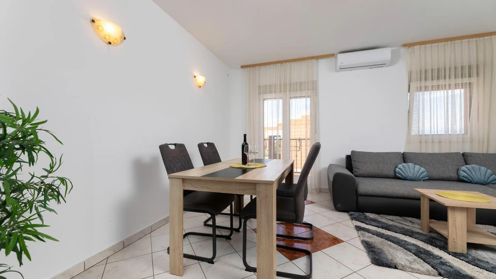 Apartments Darjana Malinska