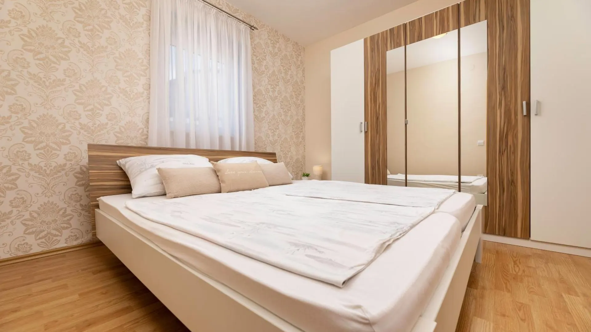 Apartments Darjana Malinska